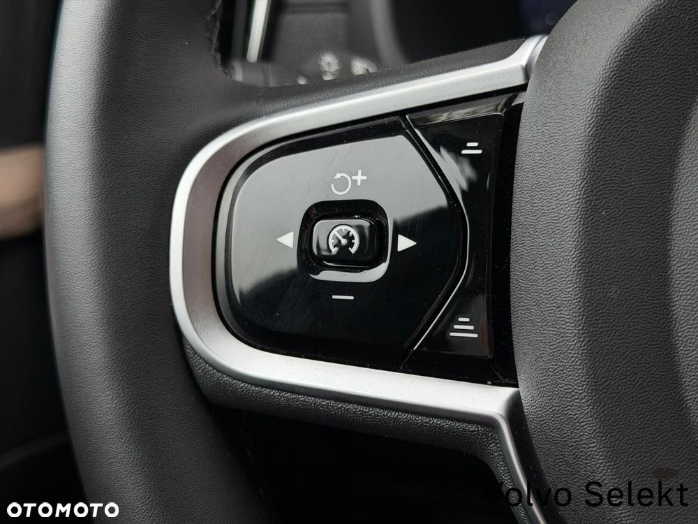 Volvo XC 90 - 11