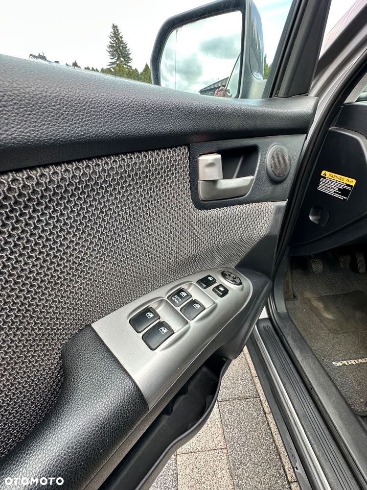 Kia Sportage 2.0 d Tour 2WD - 13