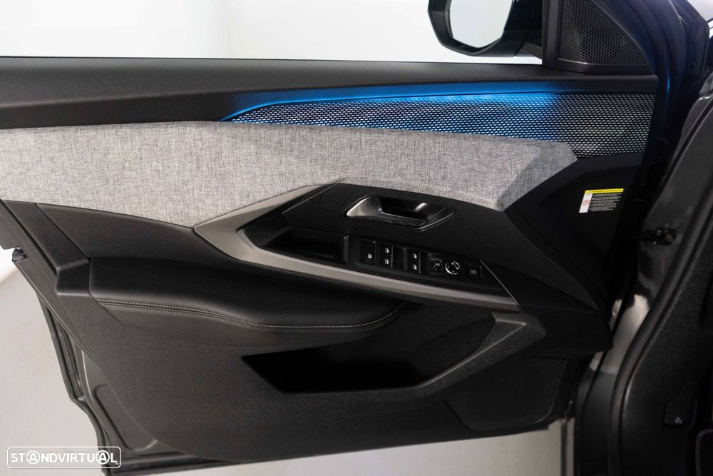 Peugeot 5008 1.2 Hybrid GT e-DCS6 - 24