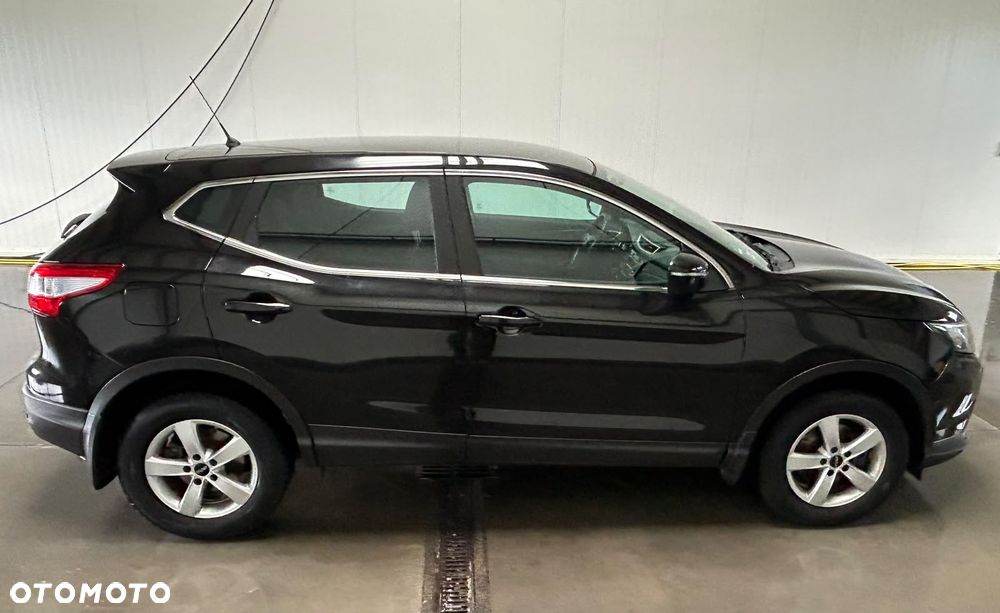 Nissan Qashqai 1.2 DIG-T 360 - 2