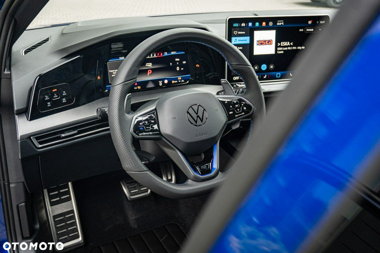 Volkswagen Golf - 26