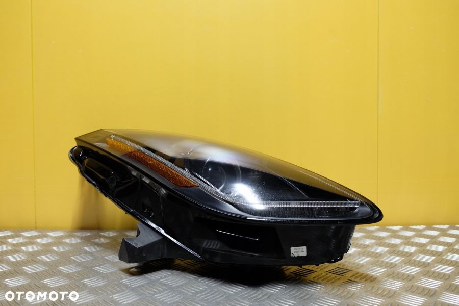 JAGUAR F-TYPE X152 2013- REFLEKTOR LAMPA XENON PRAWA CZARNA USA - 1