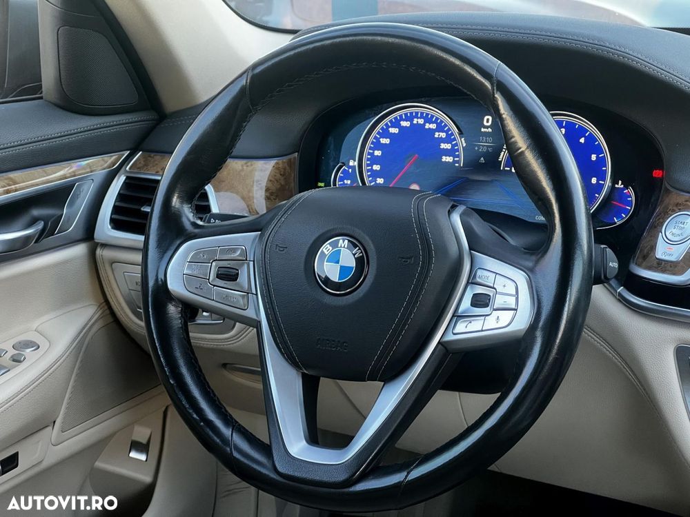 BMW Seria 7 - 10