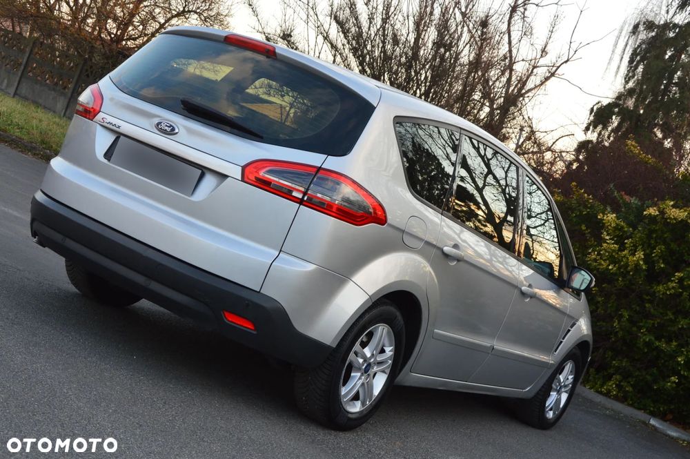 Ford S-Max 2.0 TDCi DPF Titanium - 15