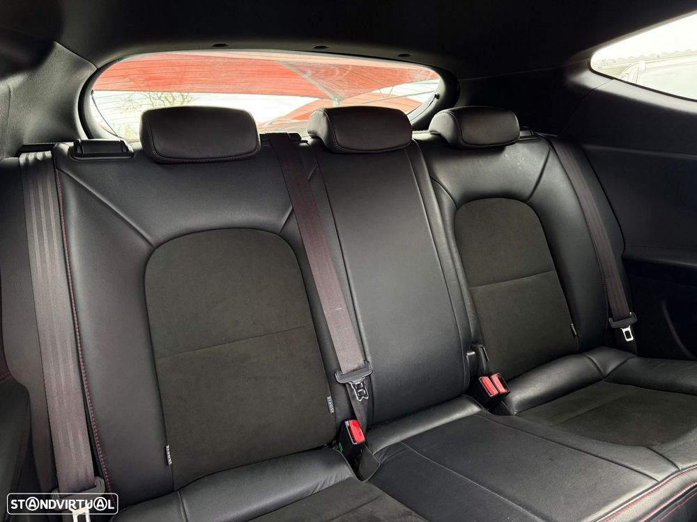 Kia Ceed S Coupé 1.6 T-GDi GT - 8