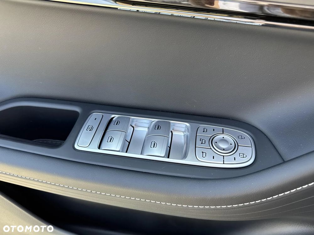 Omoda 5 1.5 T-GDI Hybrid Premium DHT - 22