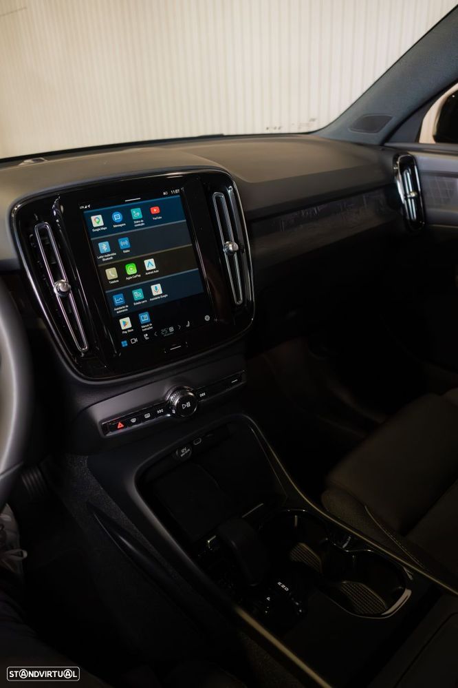 Volvo C40 Recharge Twin Motor Plus - 42