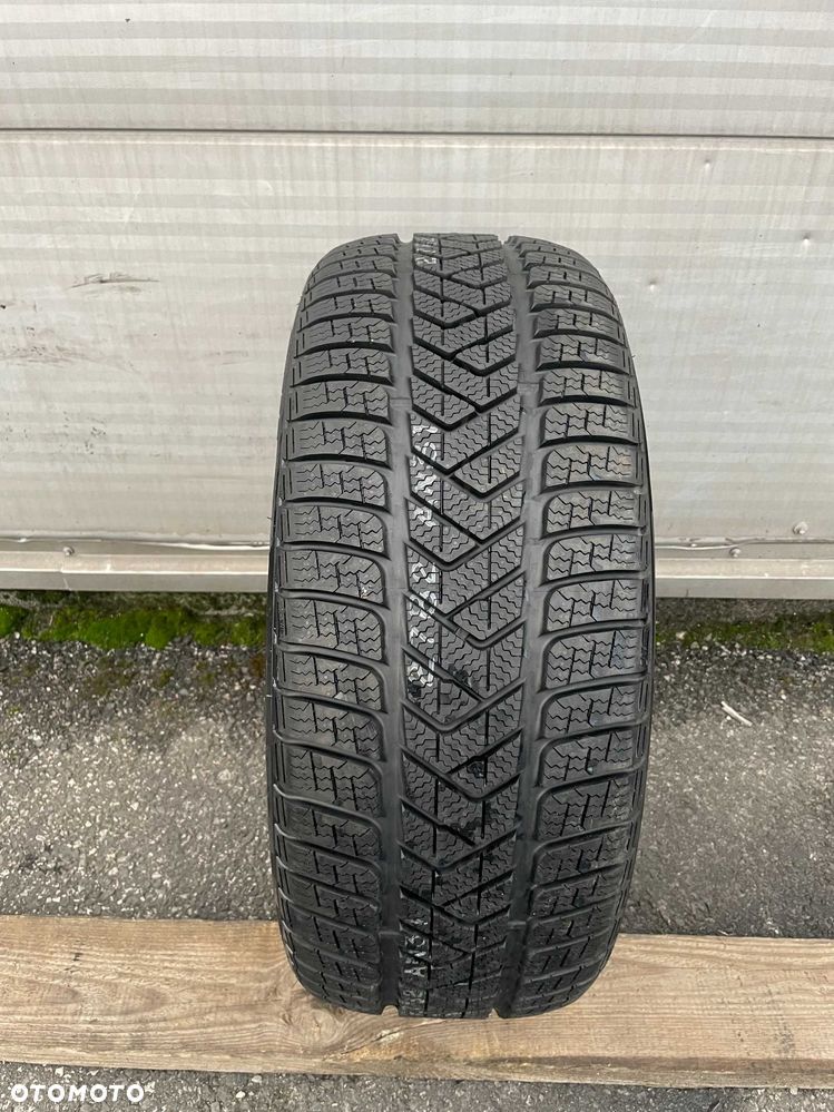 1x OPONA ZIMOWA 245/45/19 Pirelli Sotto Zero 3 XL NOWA