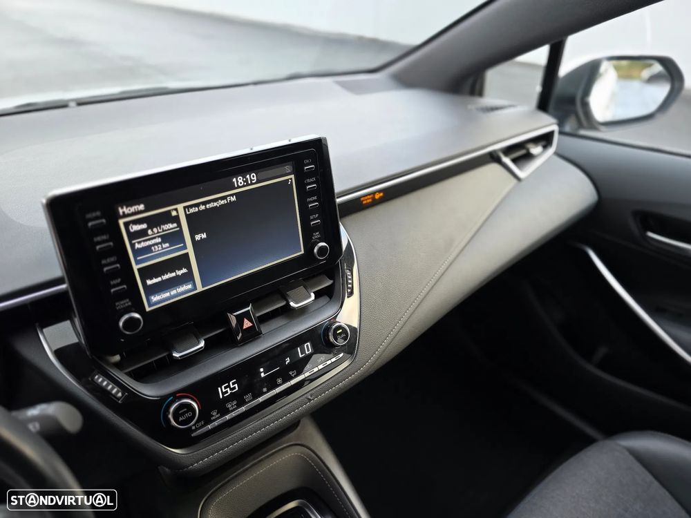 Toyota Corolla Touring Sports 1.2T Comfort+P.Sport - 17