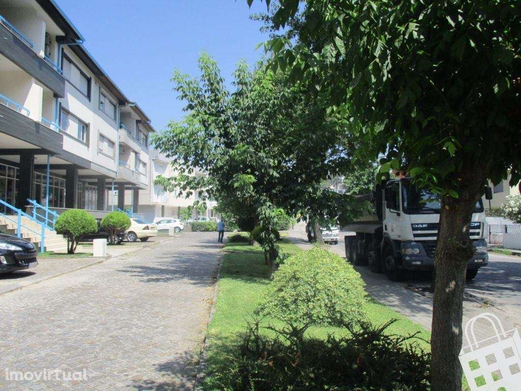 Loja em Candoso Santiago - Guimarães - Grande imagem: 3/4