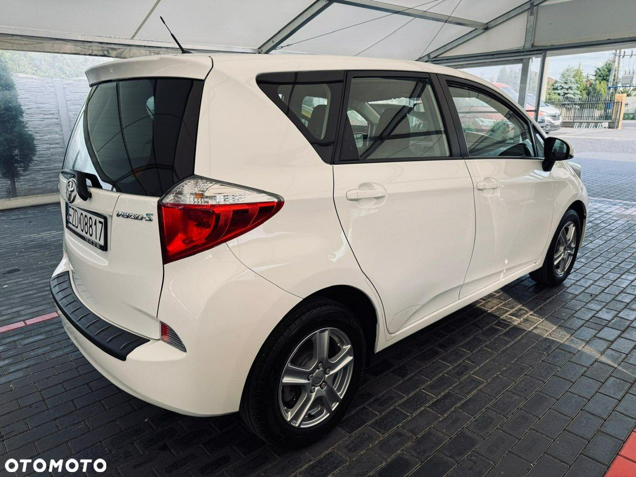 Toyota Verso S - 13