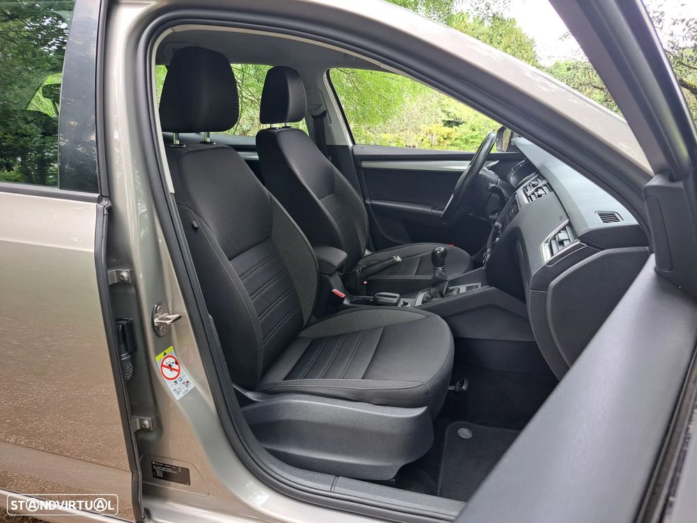 Skoda Octavia Break 1.6 TDi Ambition - 12