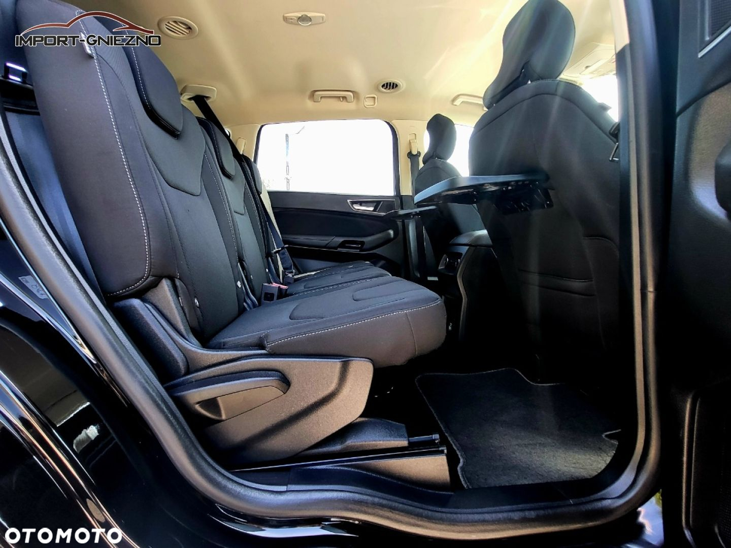 Ford S-Max - 30