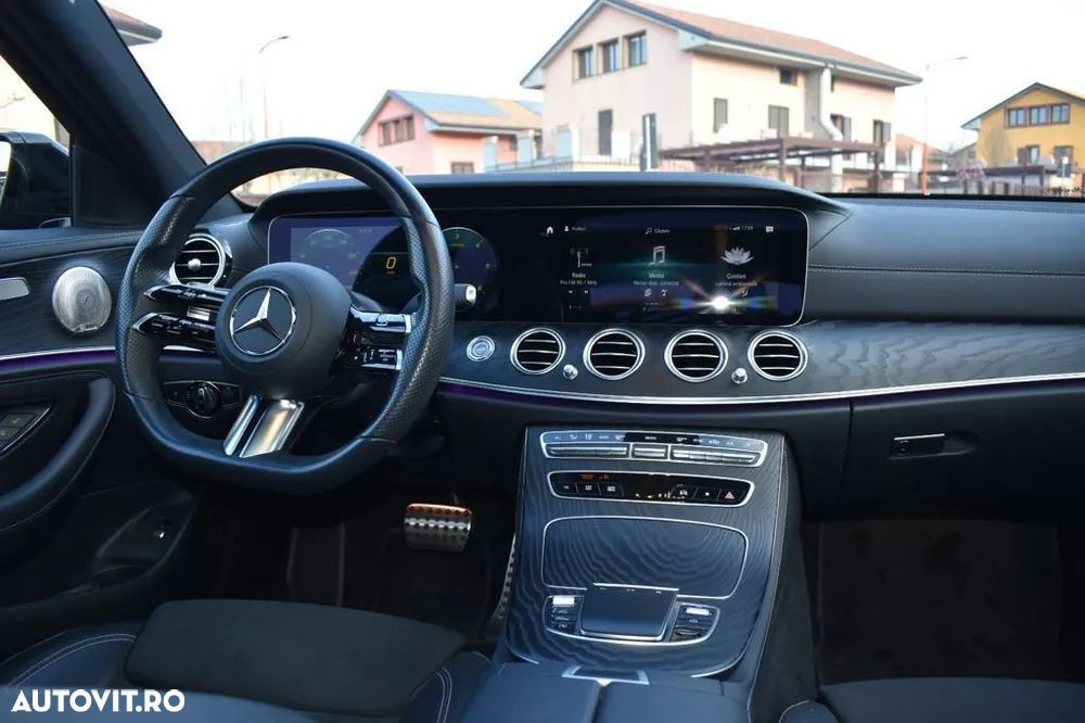 Mercedes-Benz E 220 d Aut. - 36