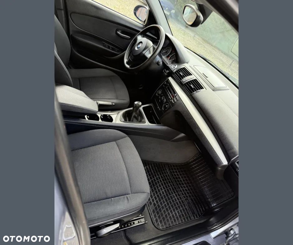 BMW Seria 1 116i - 13