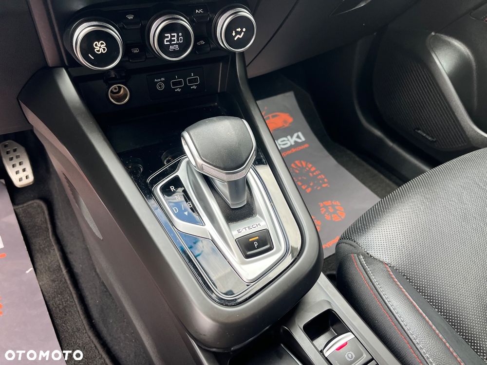 Renault Arkana E-TECH 145 R.S.LINE - 11