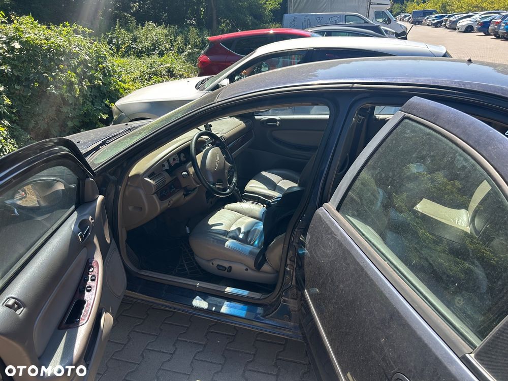 Chrysler Sebring - 2
