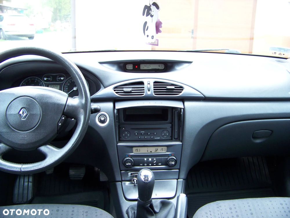 Renault Laguna 1.6 Expression - 16