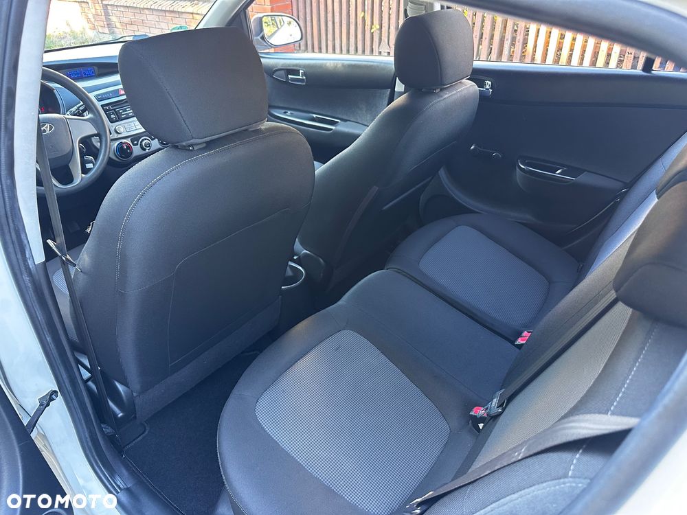 Hyundai i20 1.25 Wersja Jubileuszowa - 18