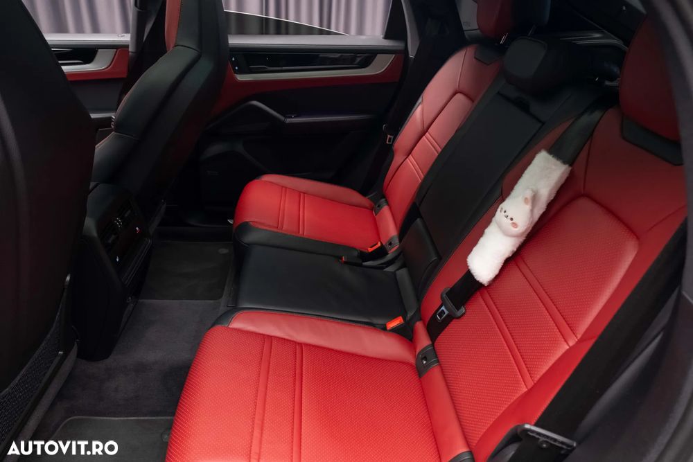 Porsche Cayenne Standard - 29