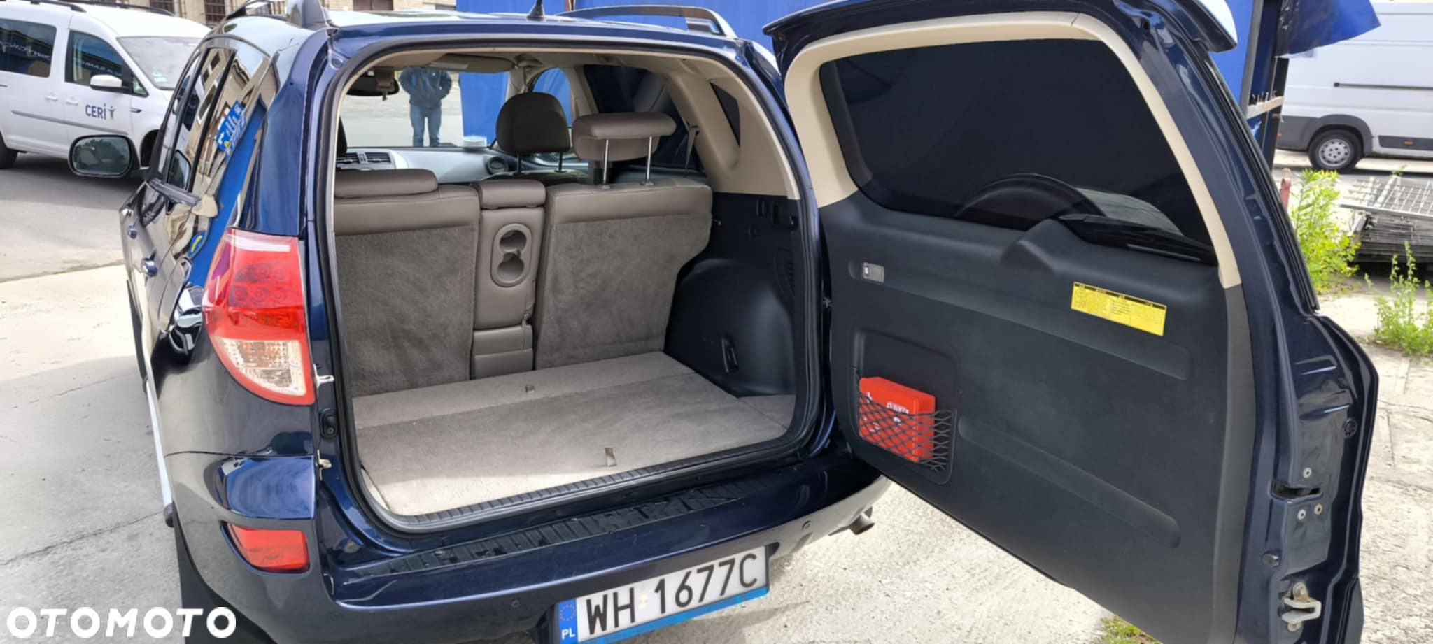 Toyota RAV4 2.0 VVT-i Prestige - 17