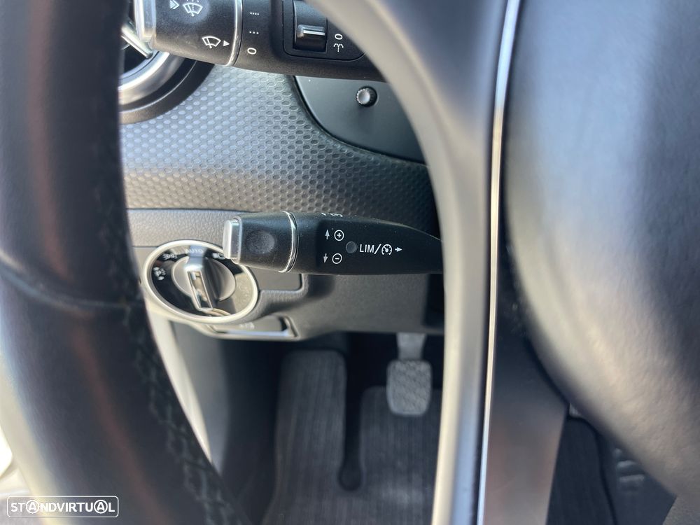 Mercedes-Benz A 180 d BlueEFFICIENCY Edition Style - 16