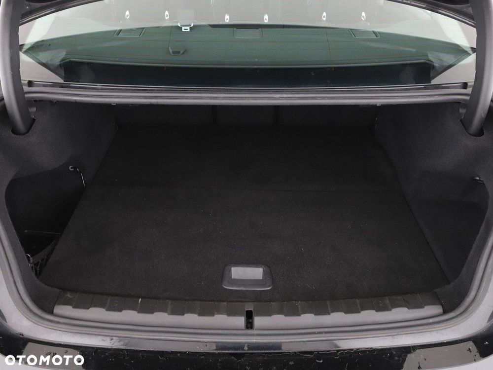 BMW Seria 3 330e Advantage - 20