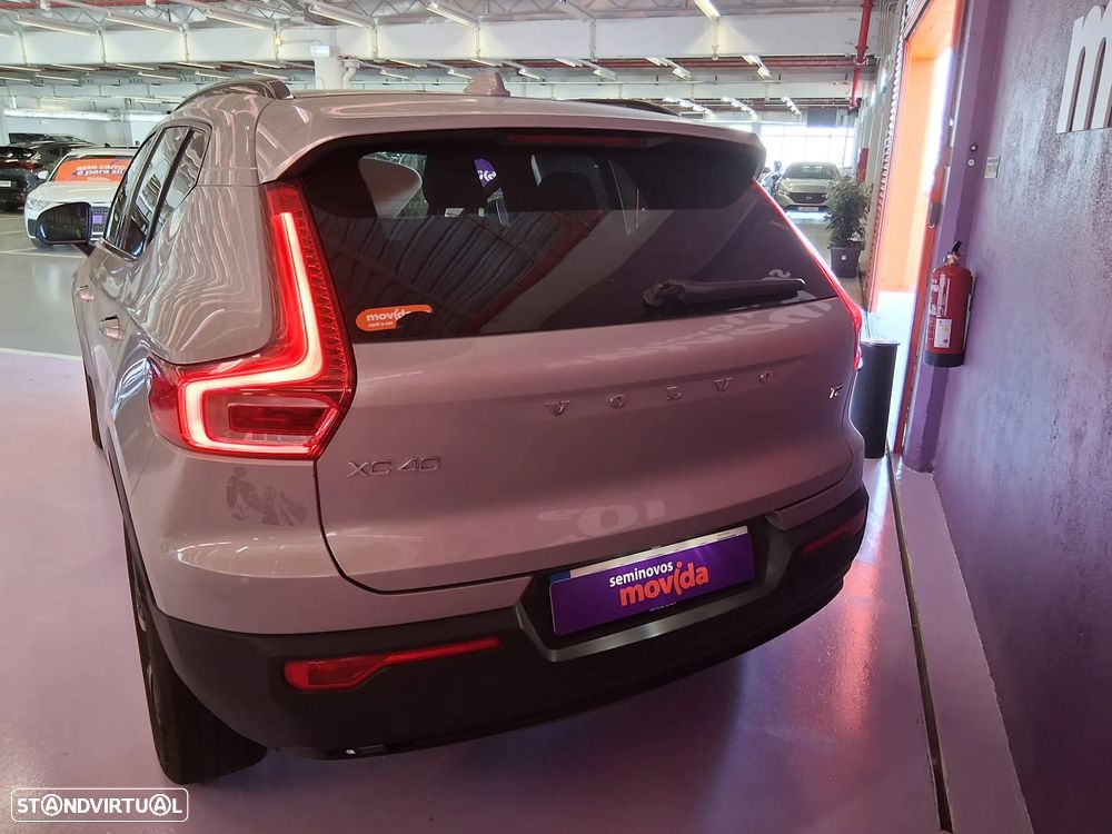Volvo XC 40 1.5 T2 Plus Dark Auto - 3