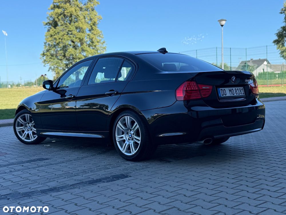 BMW Seria 3 318i - 21