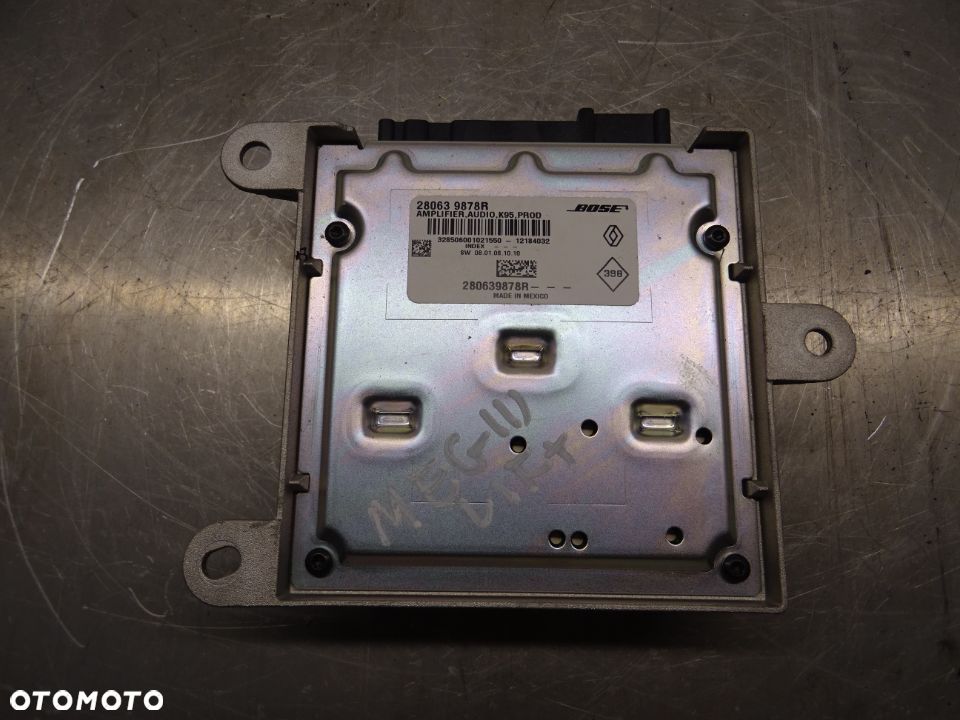 RENAULT MEGANE III LIFT WZMACNIACZ DŹWIĘKU 280639878R - 2