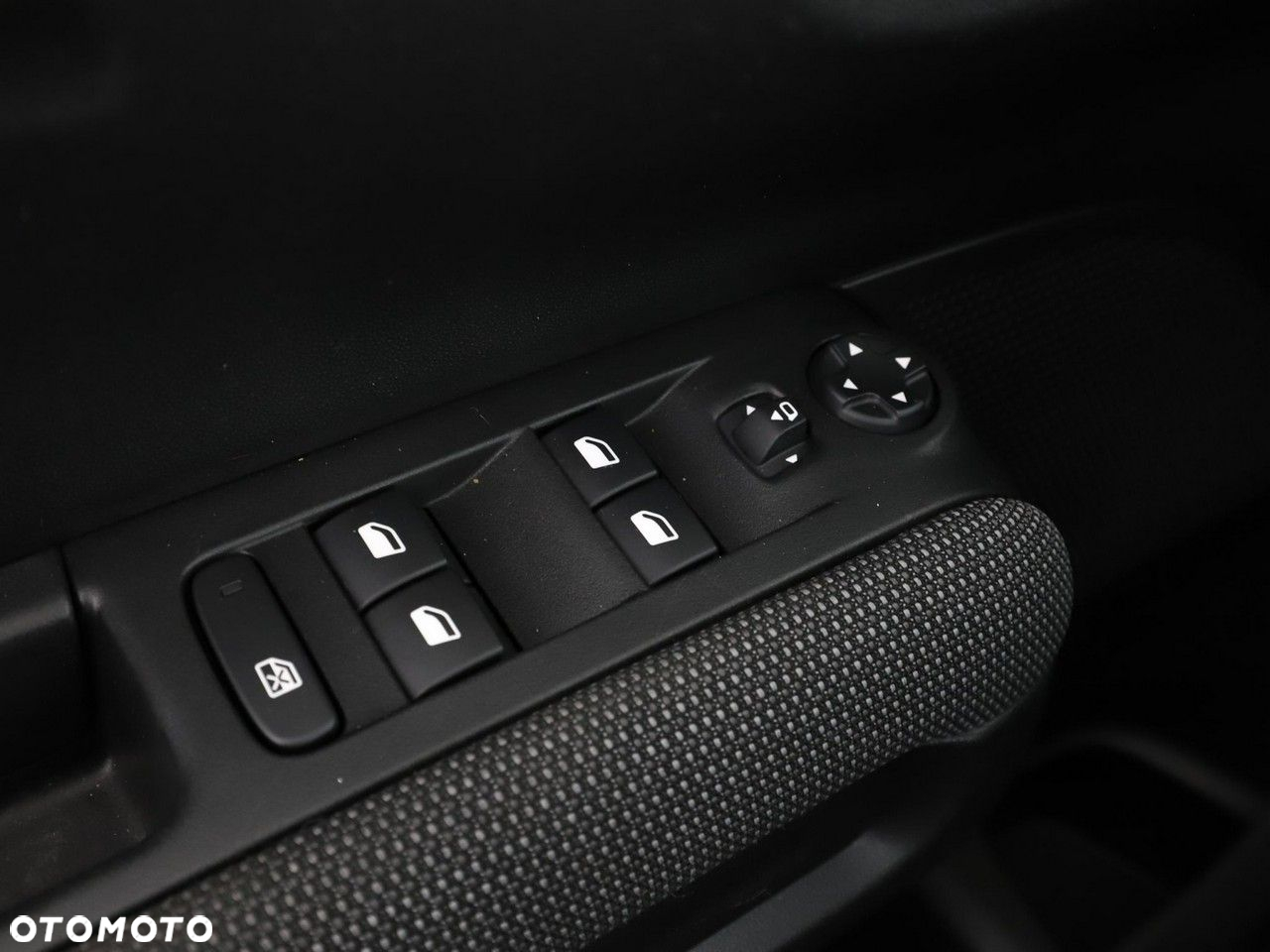 Citroën C3 Aircross 1.5 BlueHDi Feel S&S - 32