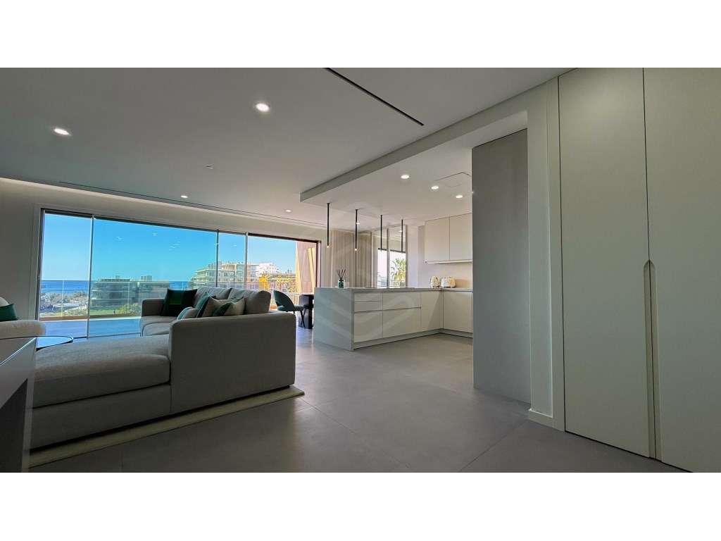 Magnífico Apartamento T2 em Condomínio Fechado junto à Praia de Qua... - Grande imagem: 4/60