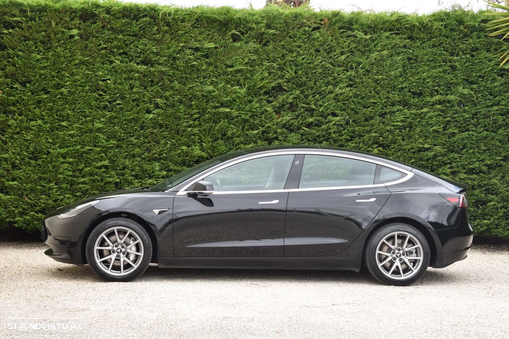 Tesla Model 3 Standard Range Plus RWD - 2