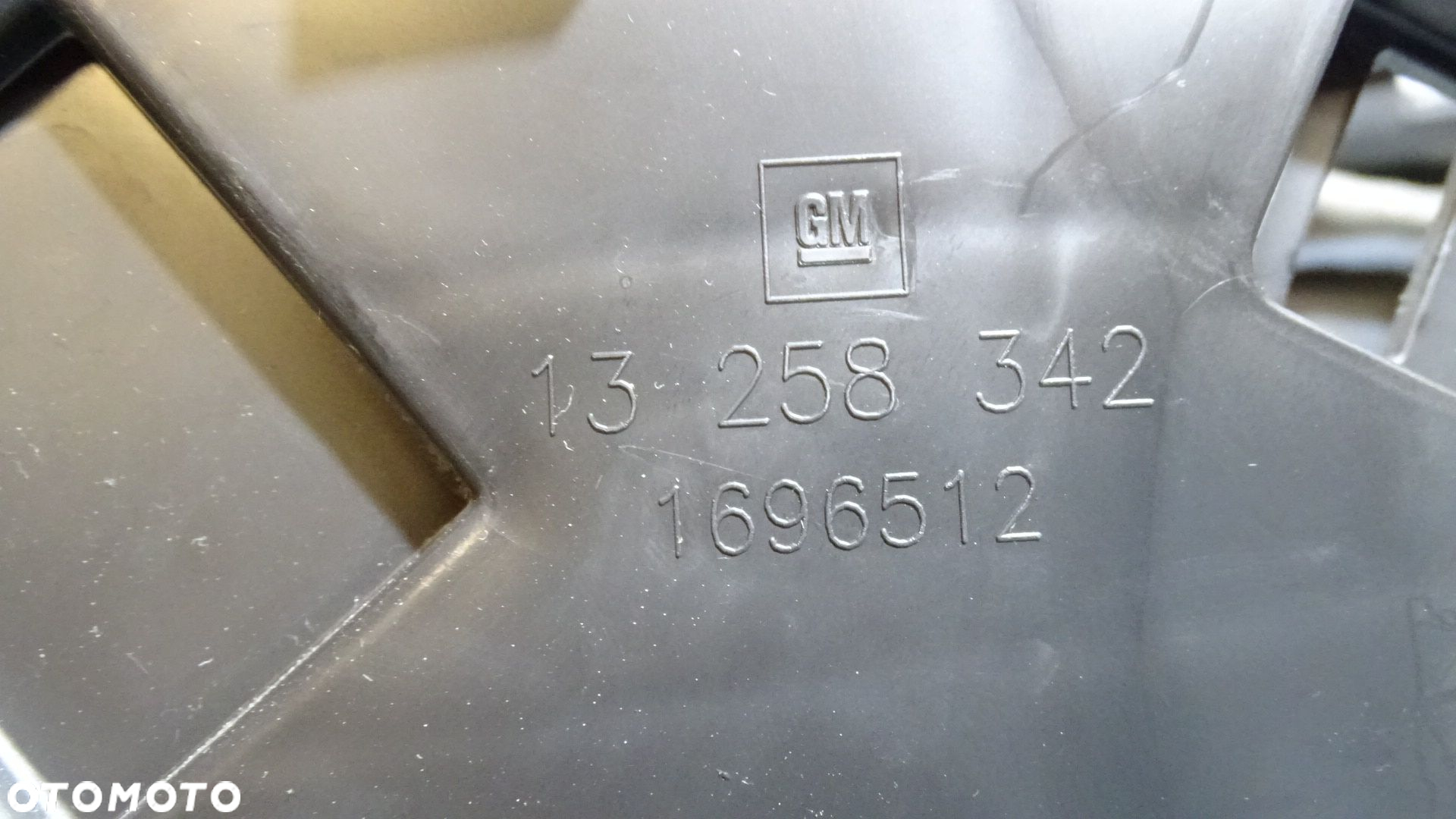 PODŁOKIETNIK TUNEL ŚRODKOWY VAUXHALL ASTRA J 2.0CDTI 13258342 - 7