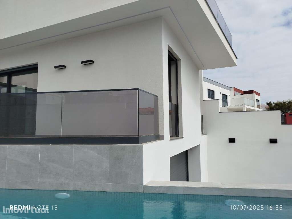 Moradia para venda em Alvide - Cascais - Grande imagem: 5/36