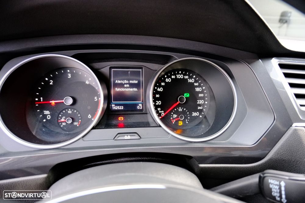 VW Tiguan Allspace 2.0 TDI Confortline DSG - 21