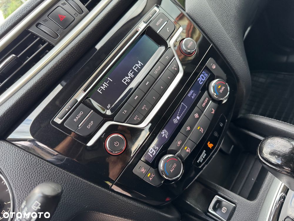 Nissan Qashqai 1.6 DCi Tekna Xtronic - 32