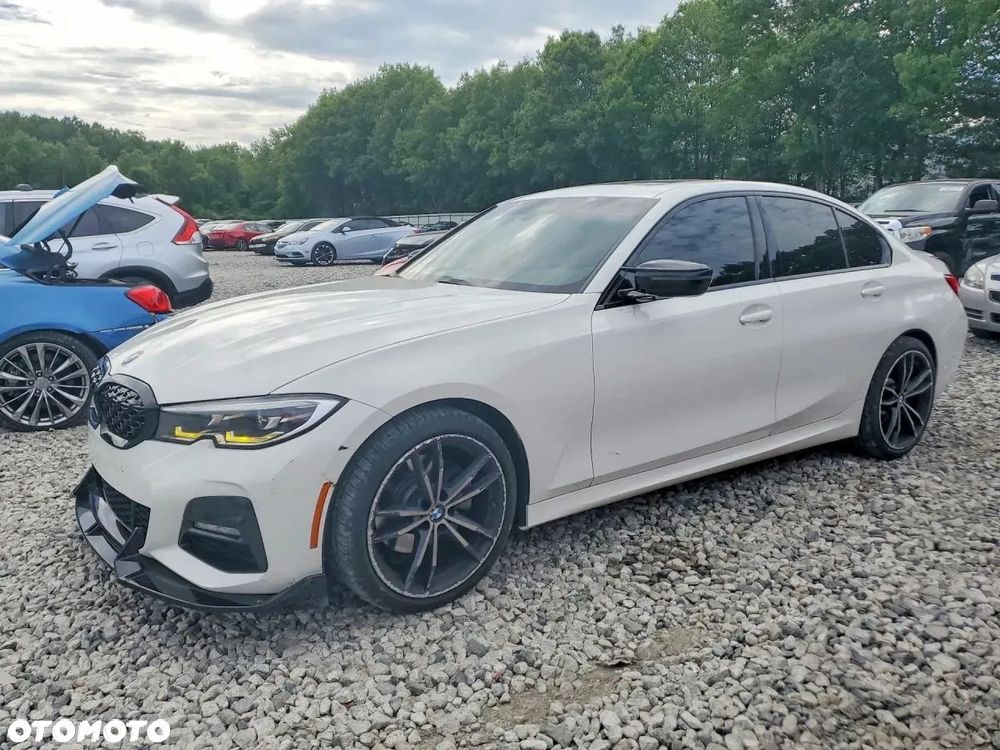BMW Seria 3 330i M Sport - 2