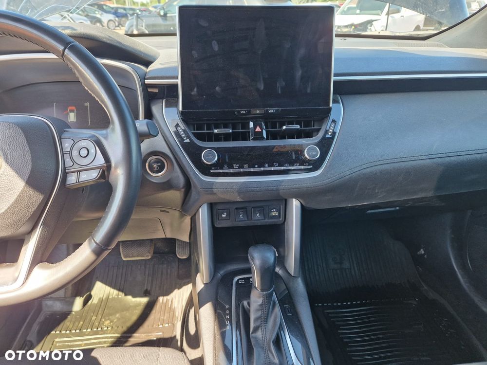 Toyota Corolla Cross 2.0 Hybrid Comfort - 17
