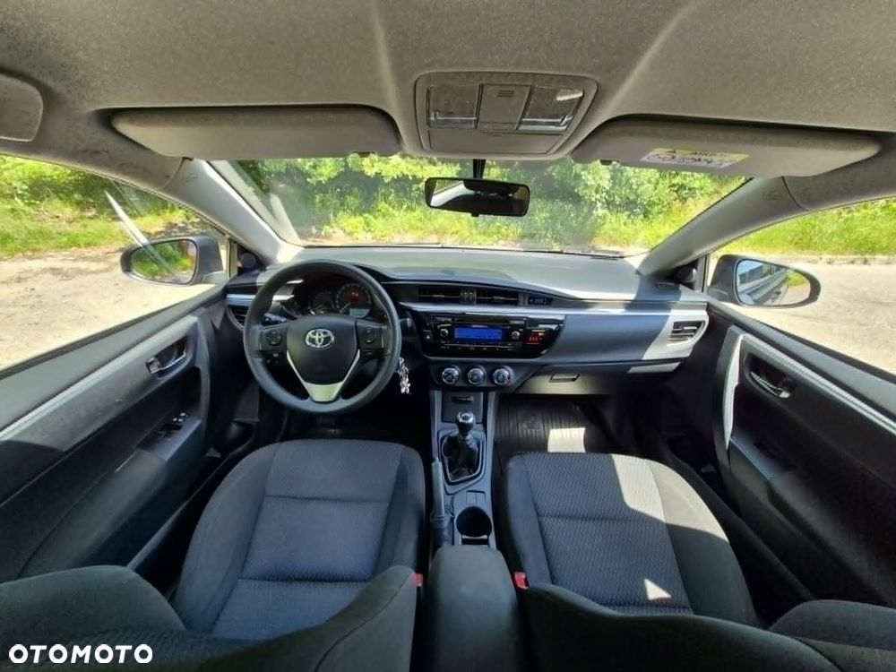 Toyota Corolla 1.6 Active - 5