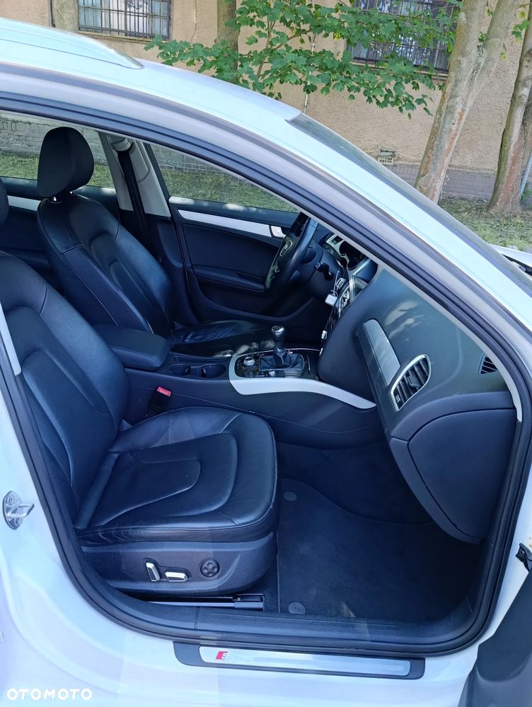 Audi A4 Avant 1.8 TFSI S line Sportpaket - 3