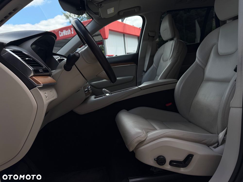 Volvo XC 90 D5 AWD Inscription 7os - 27