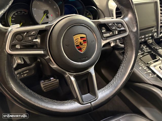 Porsche Cayenne S E-Hybrid Platinum Edition - 43
