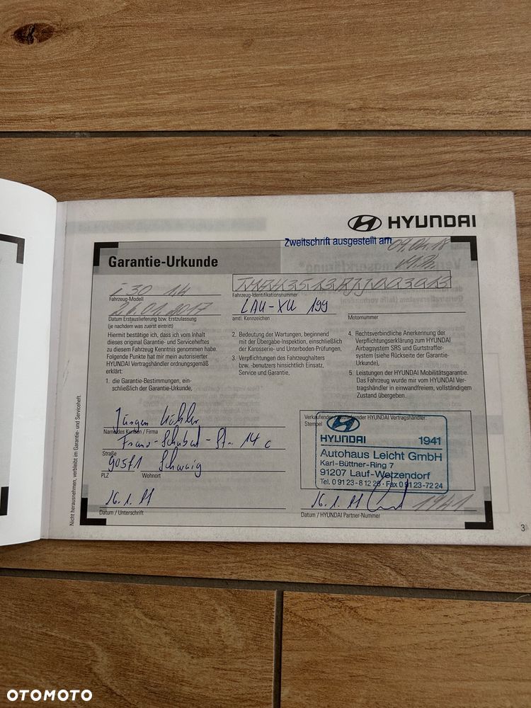 Hyundai i30 1.4 T-GDI Premiere Luxury - 22