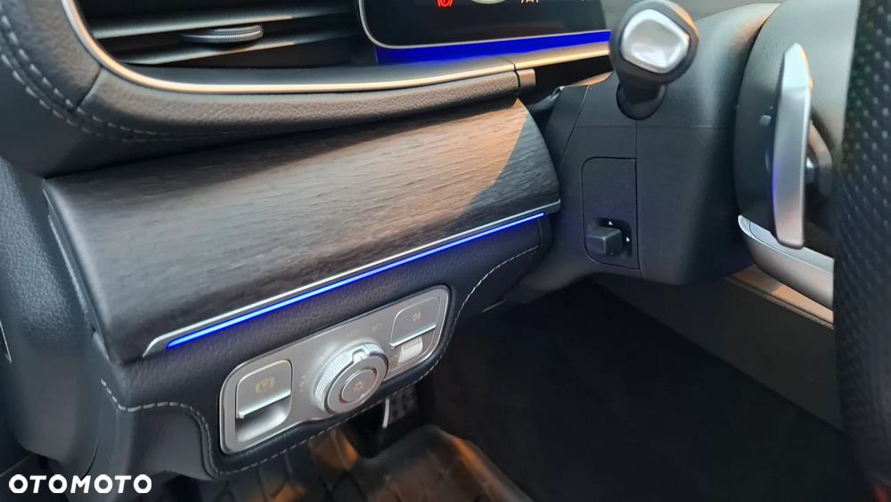 Mercedes-Benz GLE 400 d 4-Matic Premium Plus - 24