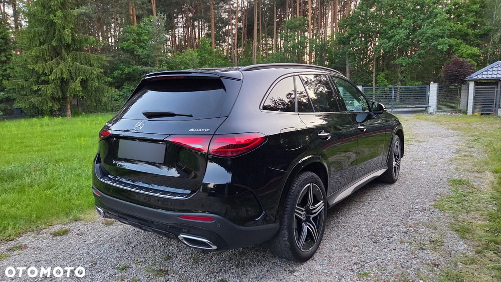 Mercedes-Benz GLC 300 4Matic 9G-TRONIC AMG Line Advanced - 6