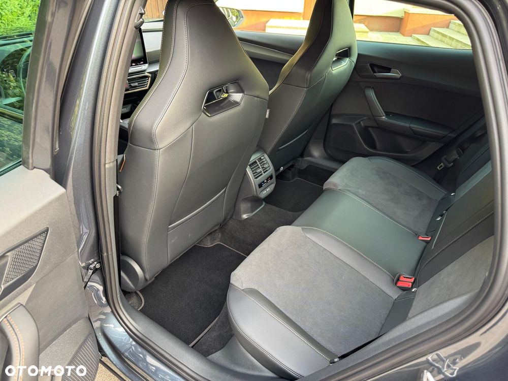 Cupra Formentor - 30