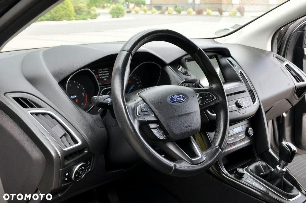 Ford Focus - 22