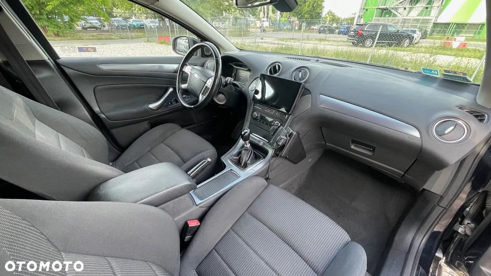 Ford Mondeo 2.0 TDCi Titanium - 30