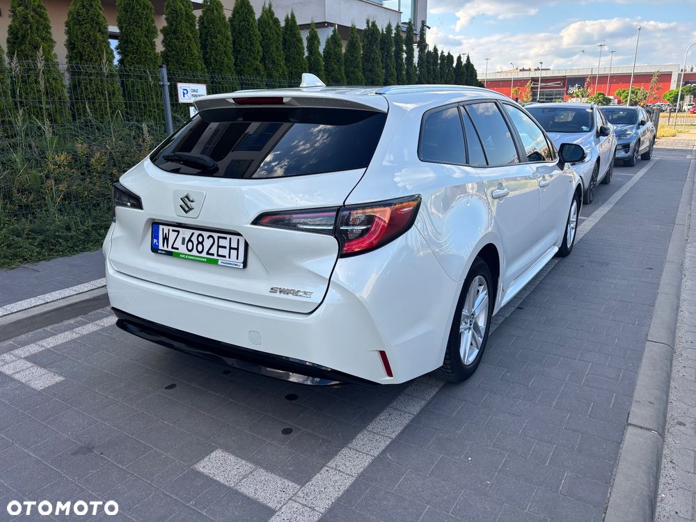 Suzuki Swace 1.8 Hybrid Premium Plus CVT - 6